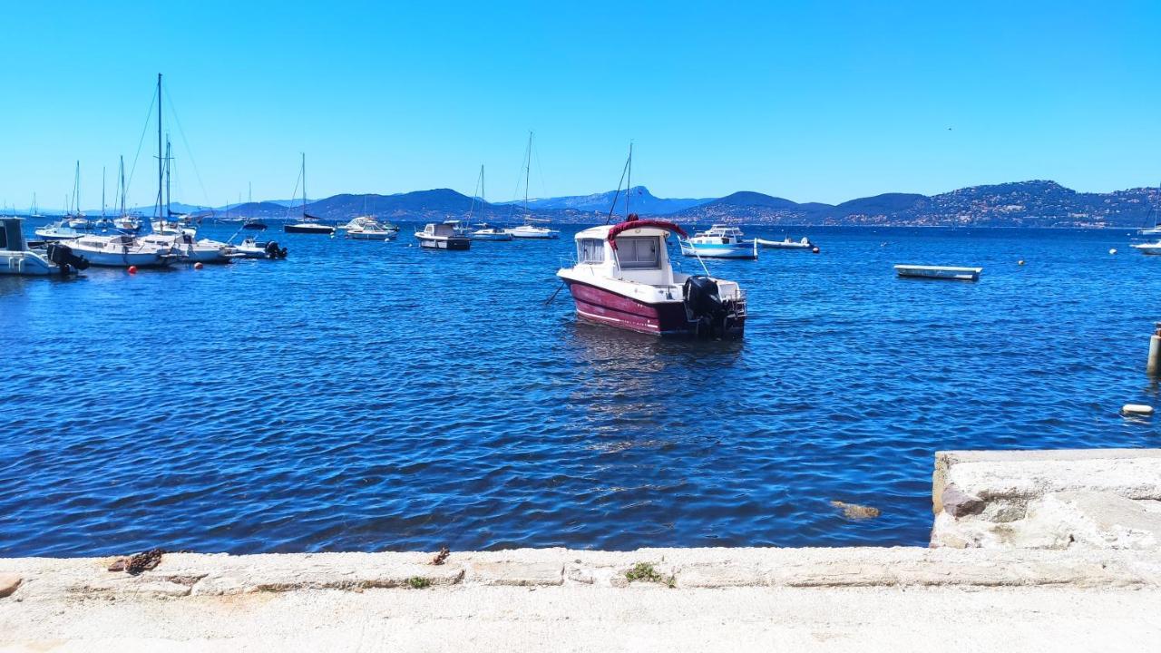 Maison De Pêcheur Les Pieds Dans L'eau Giens Hébergement de vacances Hyères